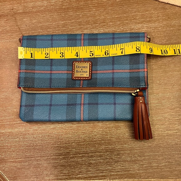 Dooney and Bourke Tiverton blue plaid bag - Picture 11 of 13